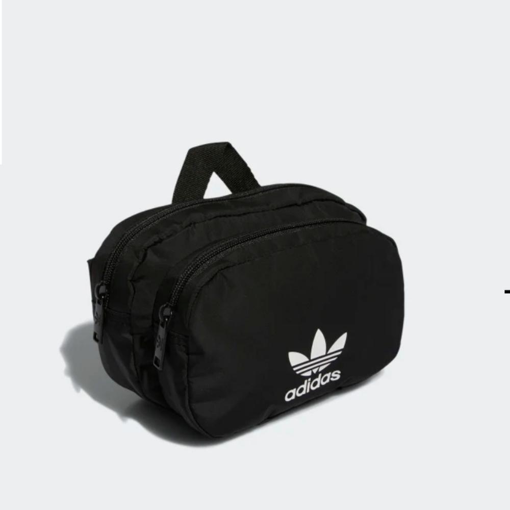 Adidas Sports Waist Bag NWT - Picture 3 of 10